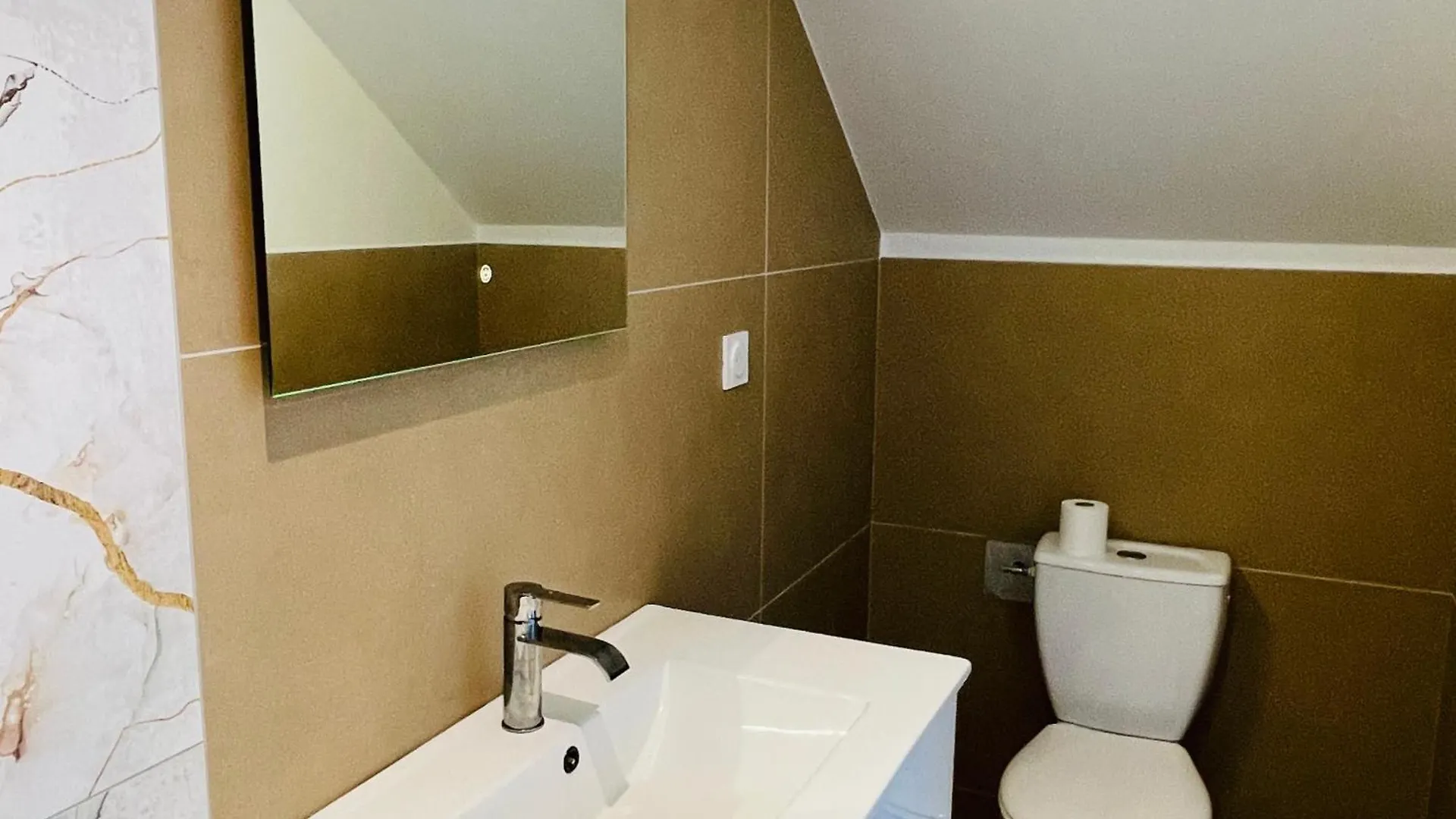Elegant T4 Lumineux En Centre-Ville Lorient Appartement
